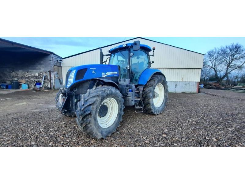 NEW HOLLAND T7-250AC