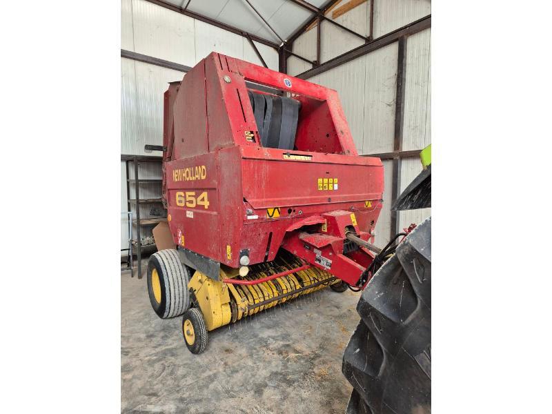 NEW HOLLAND 654