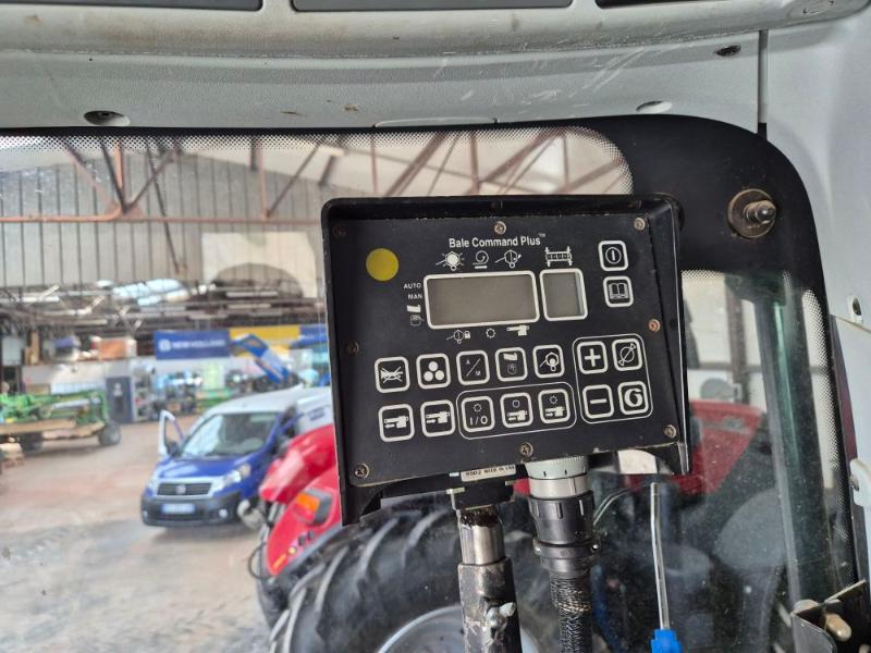 NEW HOLLAND 654