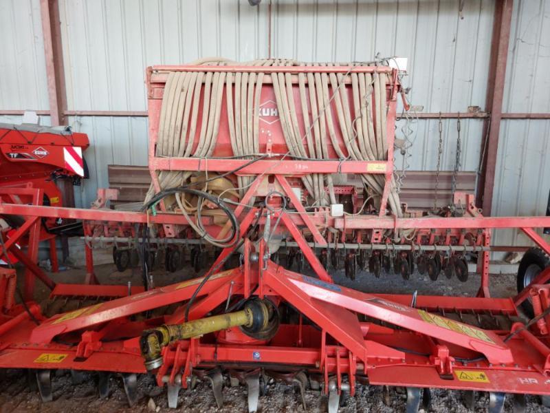 KUHN COMBINE