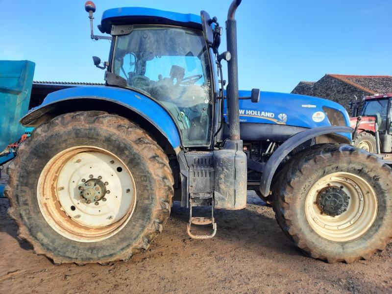 NEW HOLLAND T7-260AC
