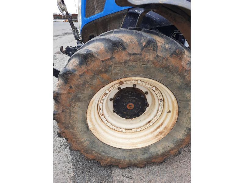 NEW HOLLAND T7-260AC