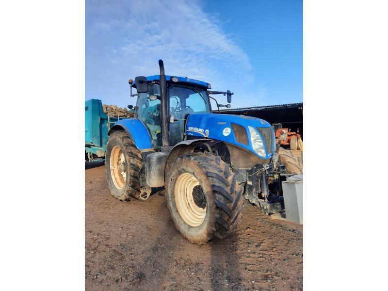 NEW HOLLAND T7-260AC