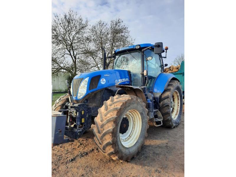 NEW HOLLAND T7-260AC