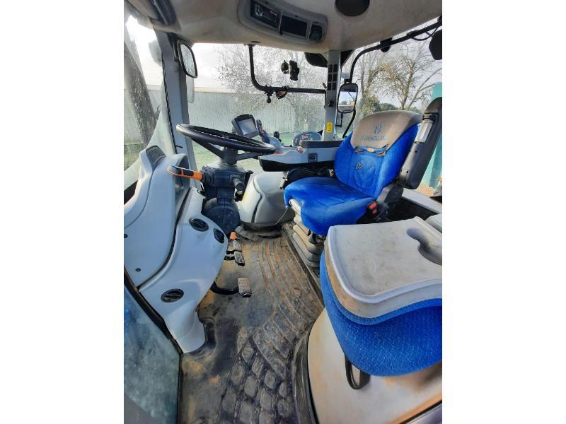 NEW HOLLAND T7-260AC