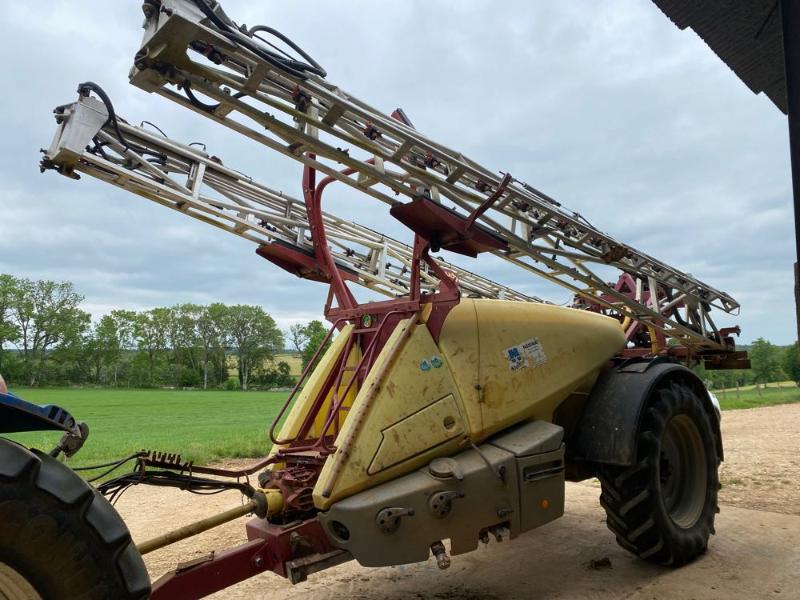 HARDI COMMANDER 3200