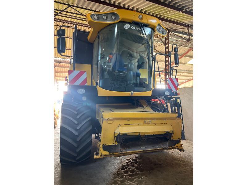 NEW HOLLAND CX5090