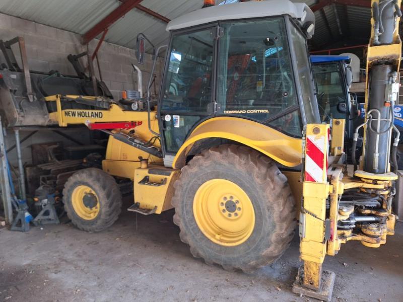NEW HOLLAND LB95