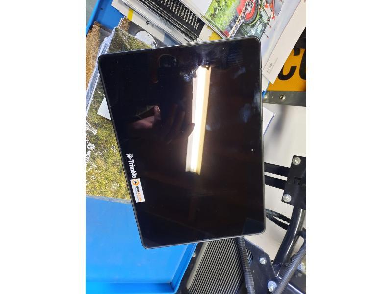TRIMBLE GFX750