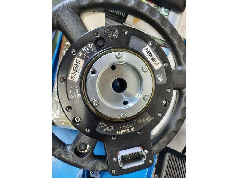 TRIMBLE GFX750