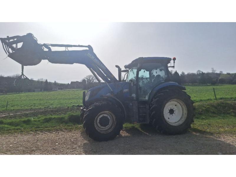 NEW HOLLAND T6-160E