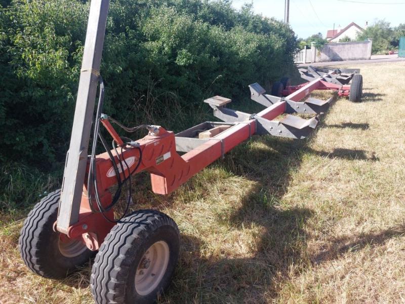 MASSEY FERGUSON 9895