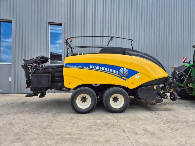 NEW HOLLAND BB1290PLUS