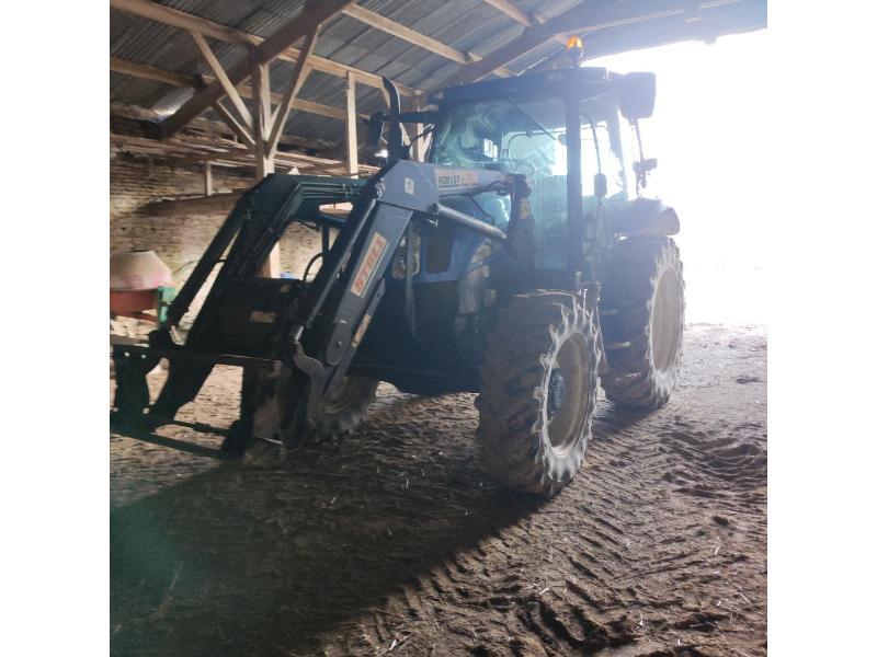 NEW HOLLAND TS110A
