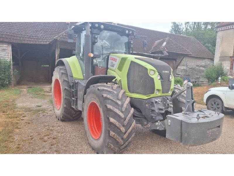 CLAAS AXION 810