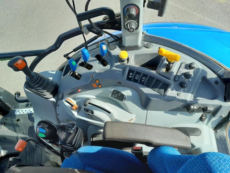 NEW HOLLAND T5-115EC